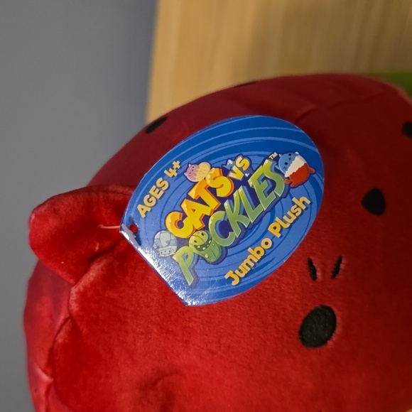 Watermelon Cat Jumbo Cat vs Pickles - Picture 2 of 4